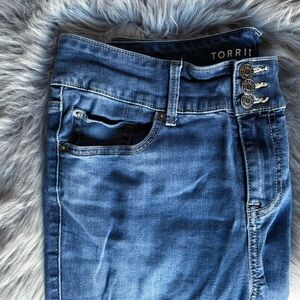 Jegging High-Rise Skinny Jean